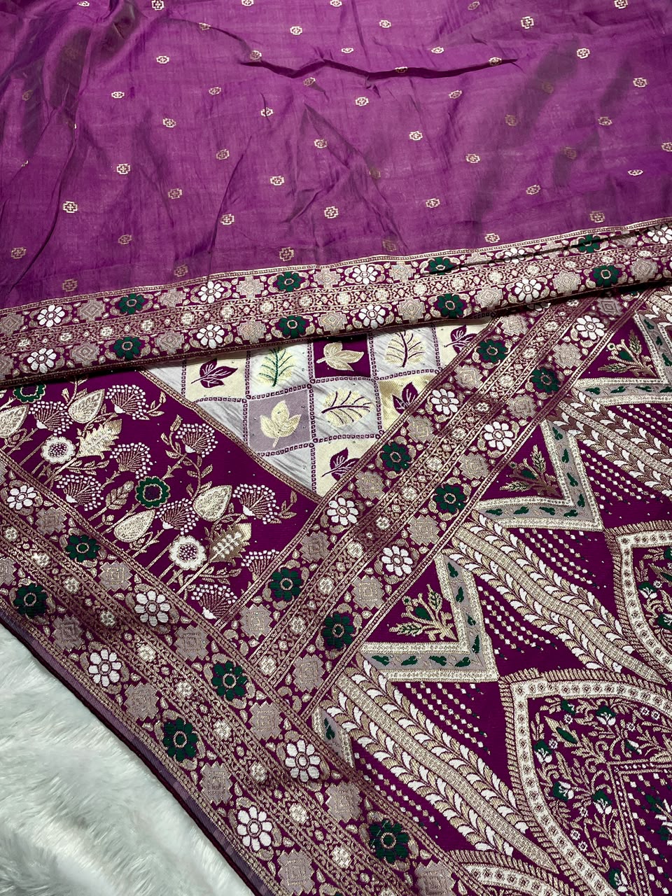 White Banarsi Patola Silk Saree