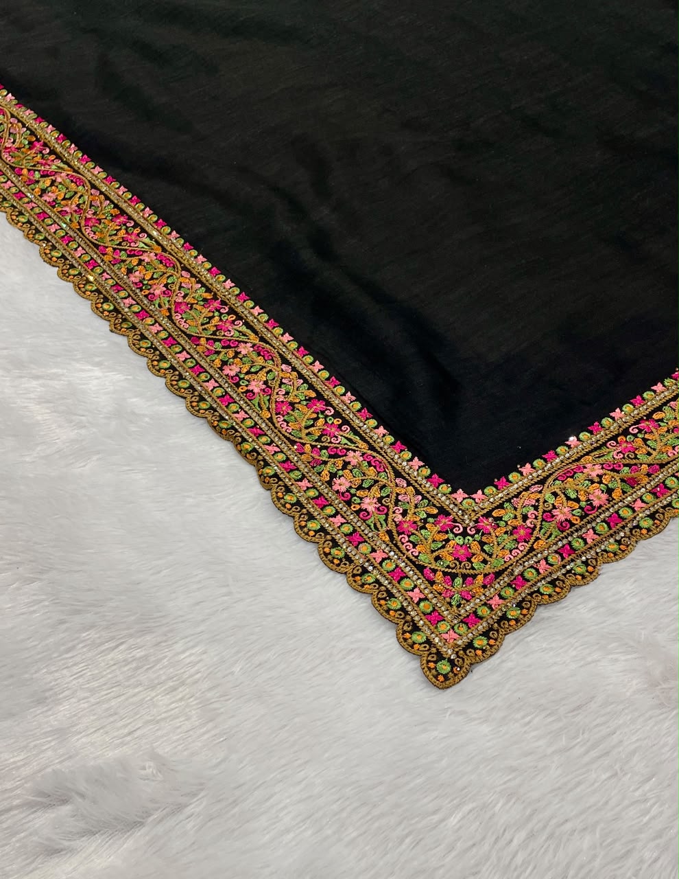Royal Vichitra Black Silk Saree